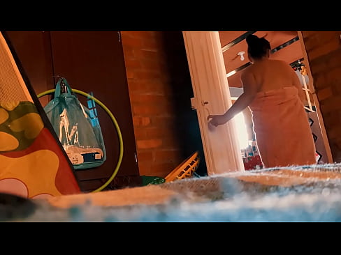 ❤️ Iz-ziju jsegwini fid-doċċa, hu jaqtagħni waqt li nieħu doċċa. ️❌ Porno vk fil-porn mt.eviewporn.ru